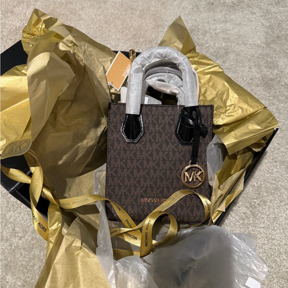 New Michael Kors crossbody bag